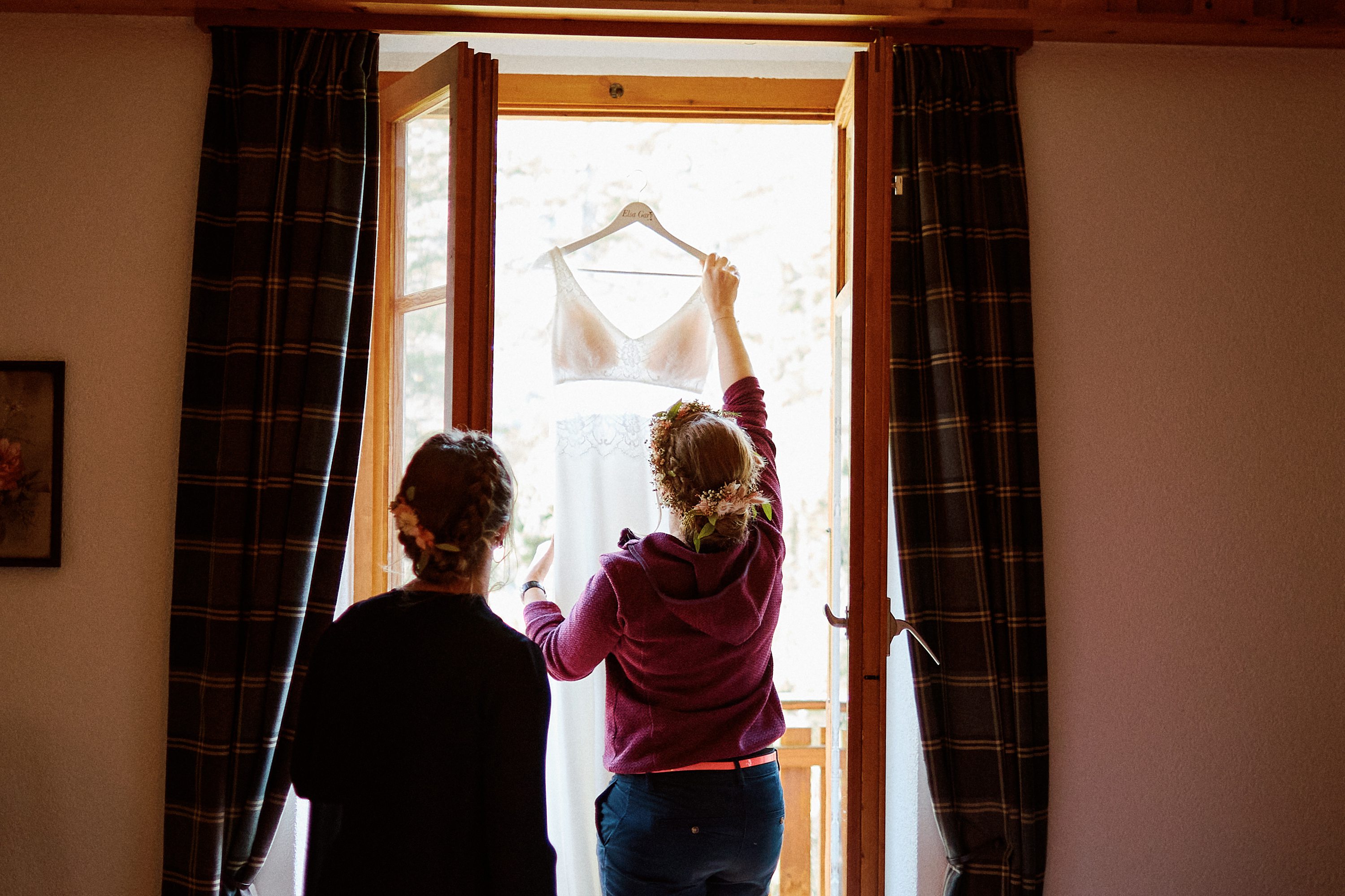 photographe-mariage-laique-exterieur-suisse-080.jpg valais,mariage