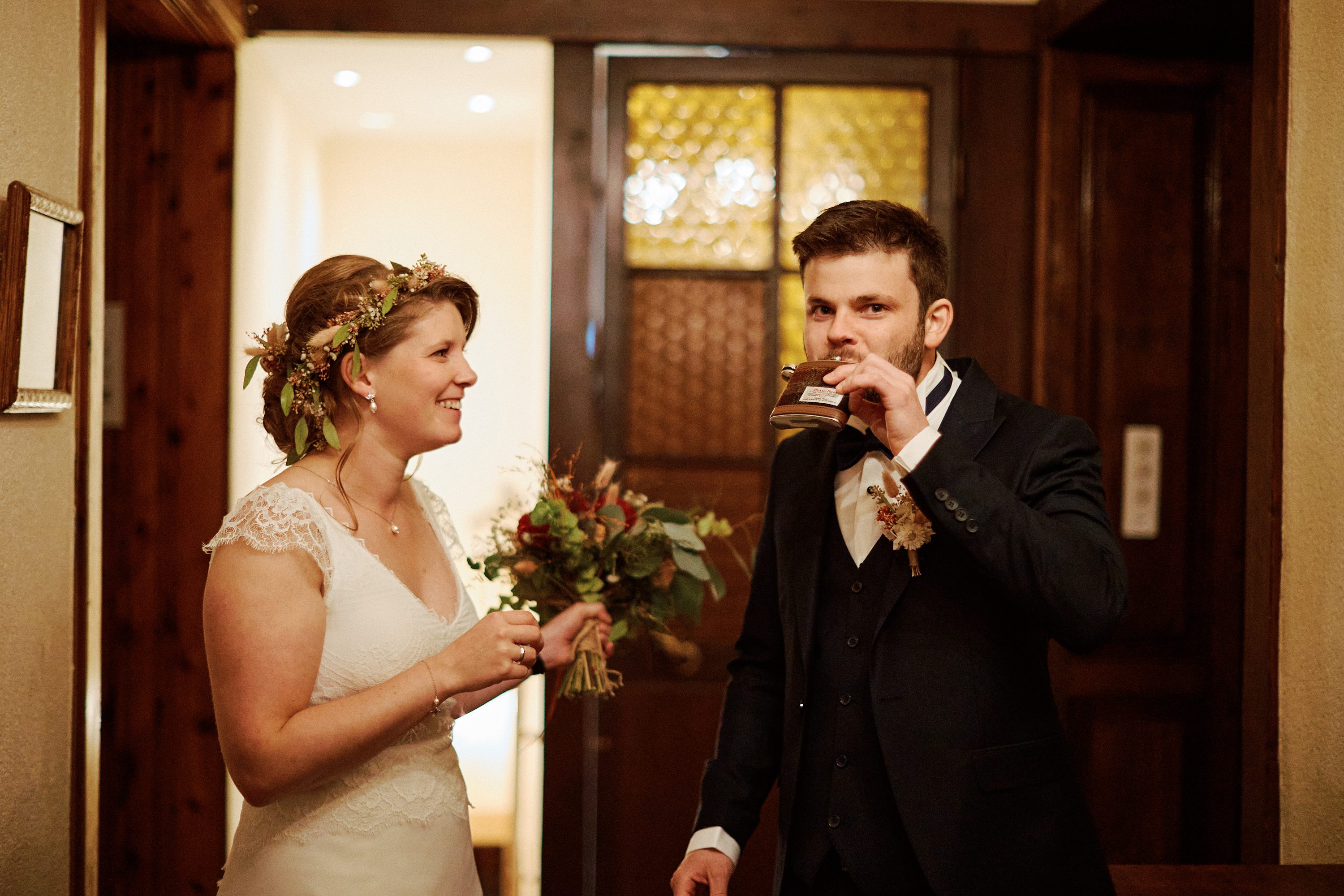 photographe-mariage-laique-exterieur-suisse-143.jpg mariage laique valais,mariage laique exterieur